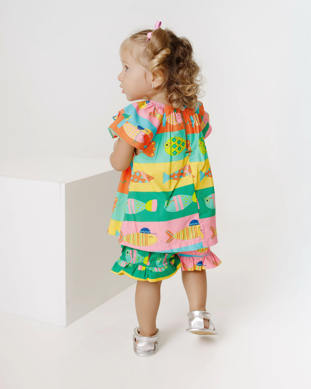 Conjunto com estampa de peixinhos coloridos infantil feminino Antonita para meninas de 0 a 3 anos
