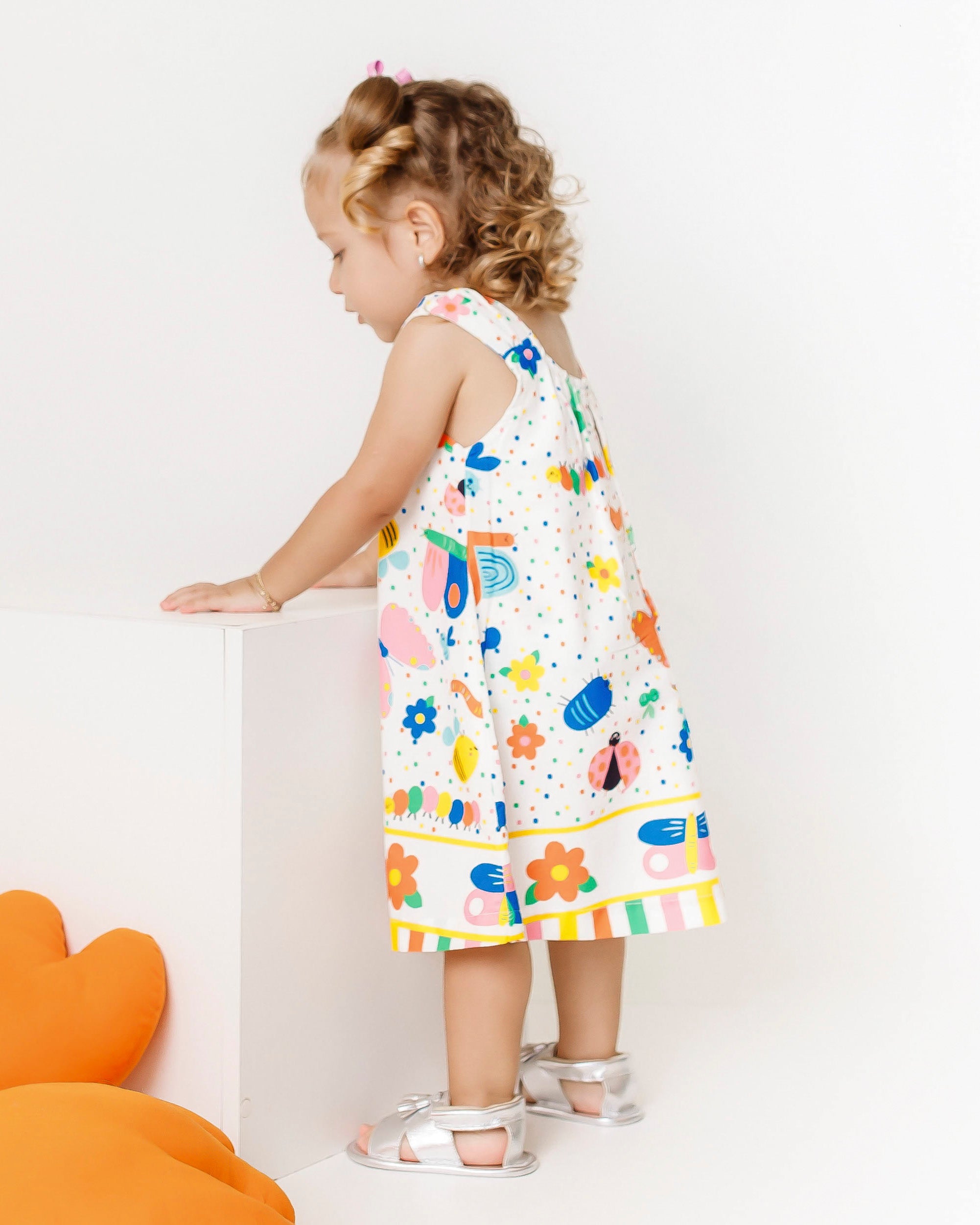 Vestido curto com estampa Meta Color infantil feminino Antonita para meninas de 2 a 10 anos