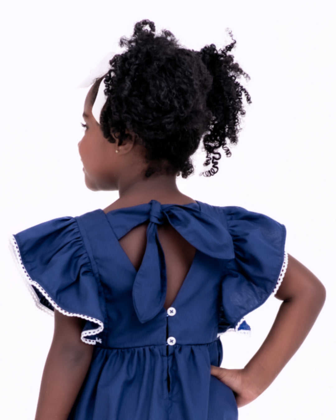 Vestido azul com detalhes em bordado infantil feminino Antonita para meninas de 4 a 16 anos