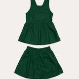 Conjunto infantil feminino com blusa de alças largas e short saia, detalhe de cintura elástica