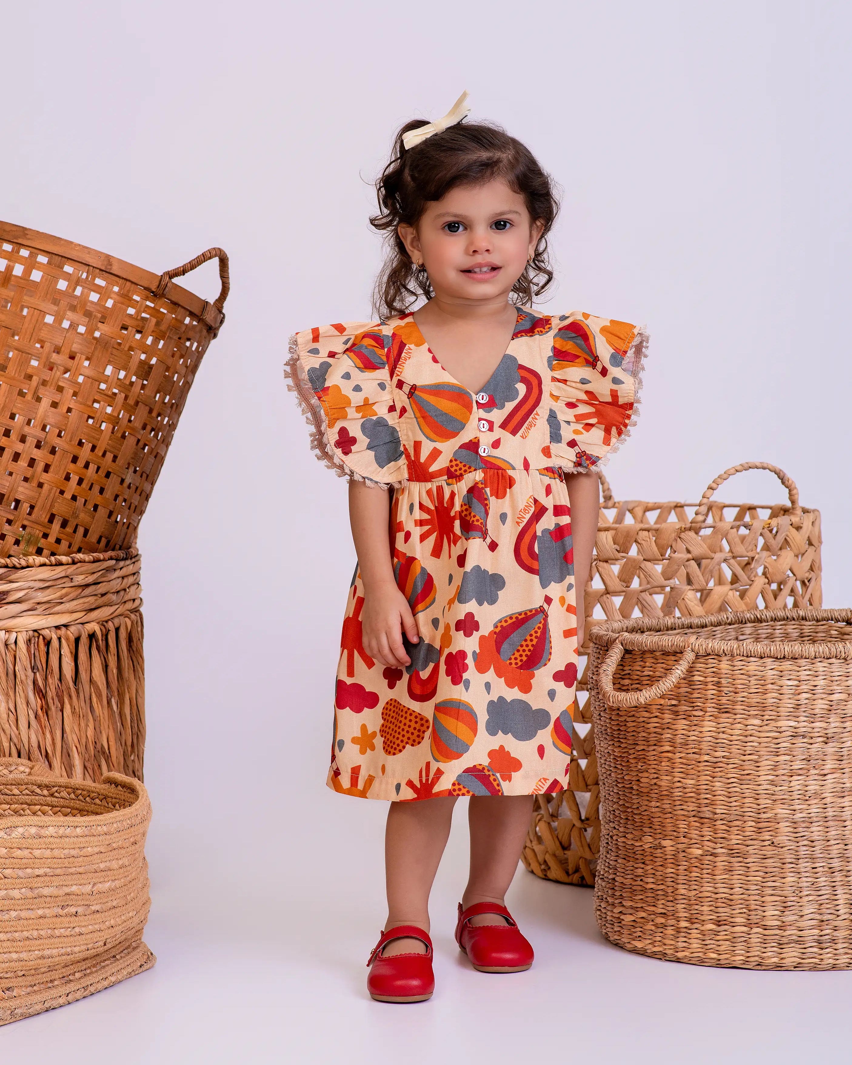 Vestido curto com estampa Capadocia infantil feminino Antonita para meninas de 2 a 10 anos