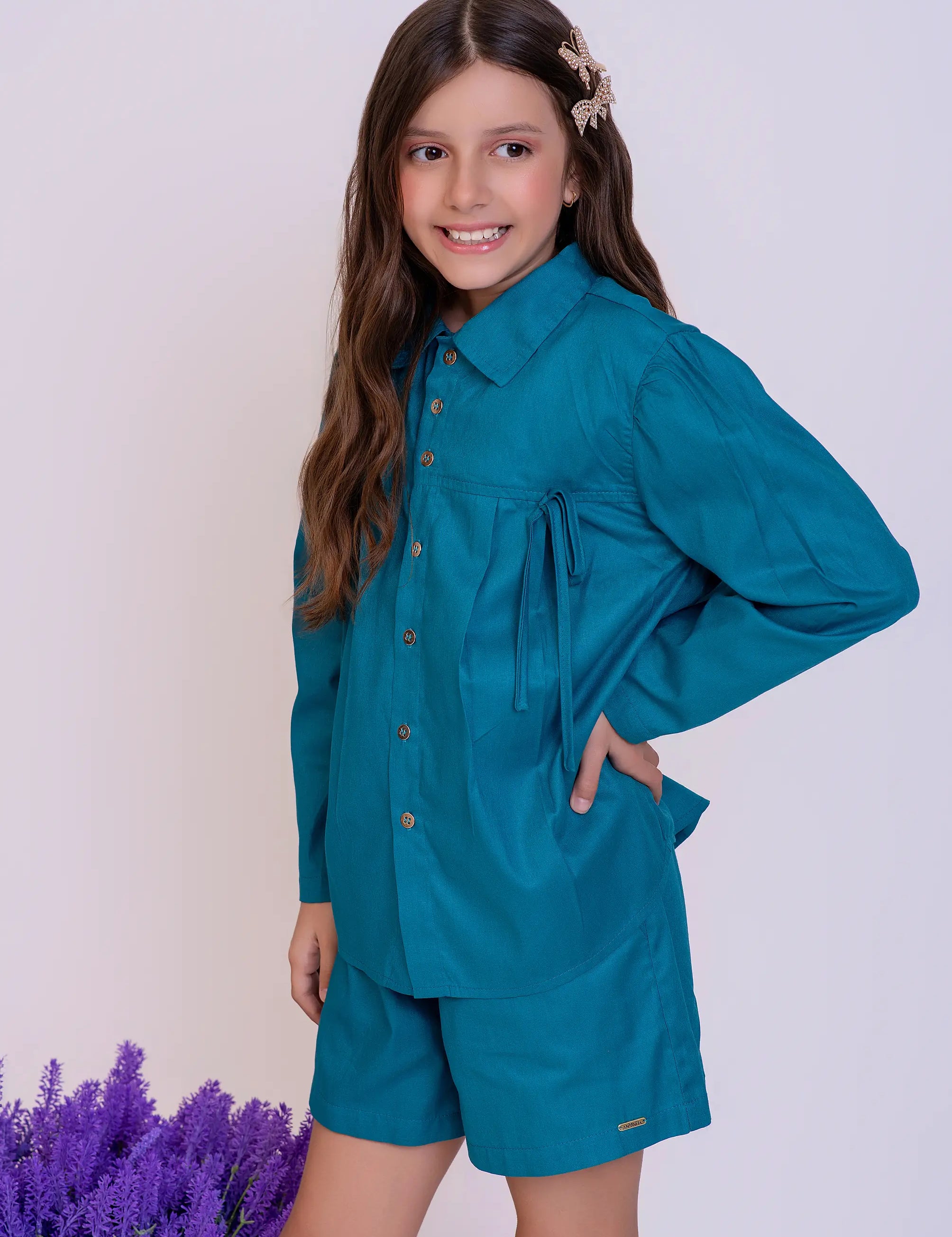Conjunto com blusa de manga longa e bermuda infantil feminino Antonita para meninas