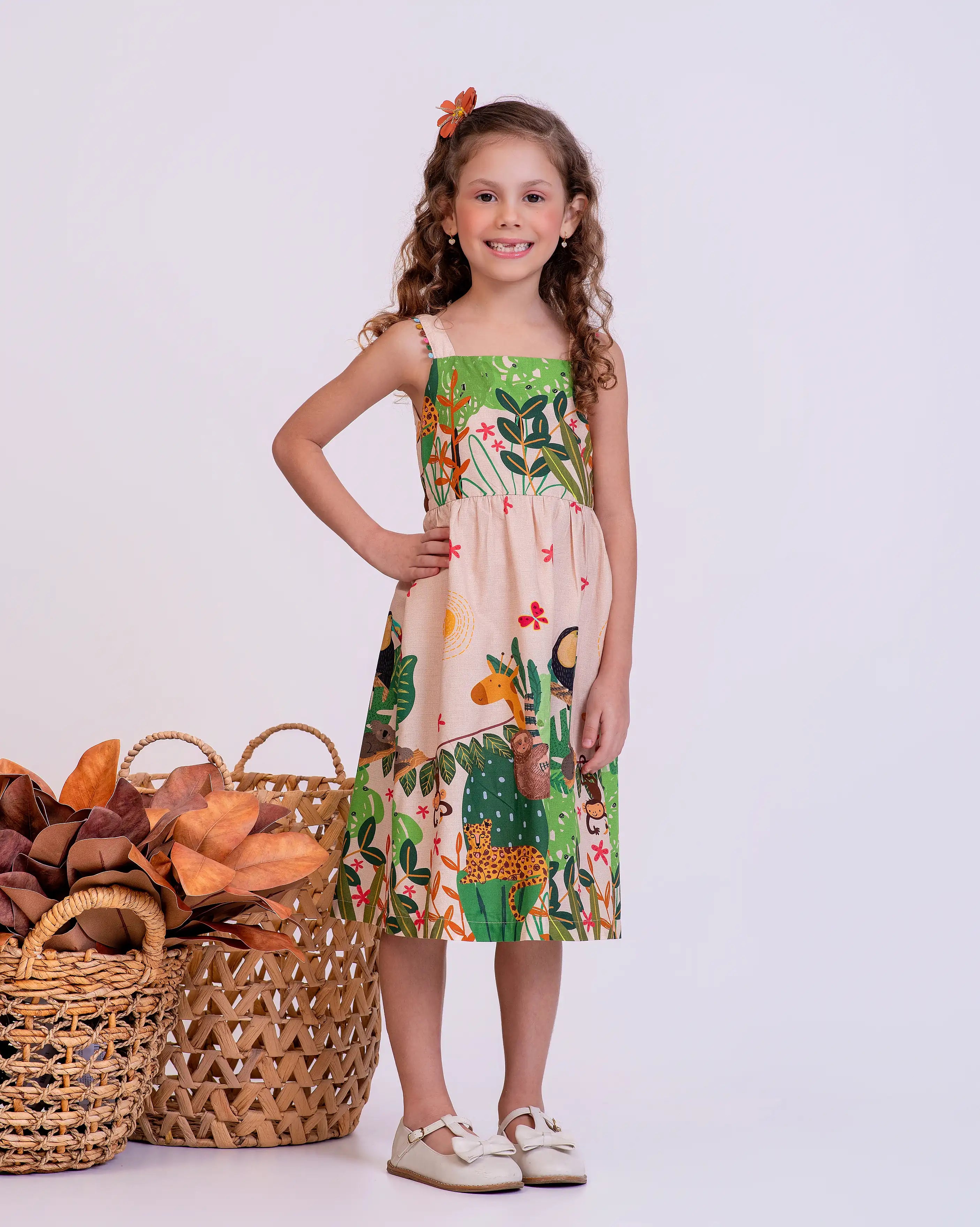 Vestido curto com estampa Amazonia infantil feminino Antonita para meninas