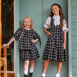 Conjunto xadrez com blusa de mangas bufantes e saia infantil feminino Antonita para meninas