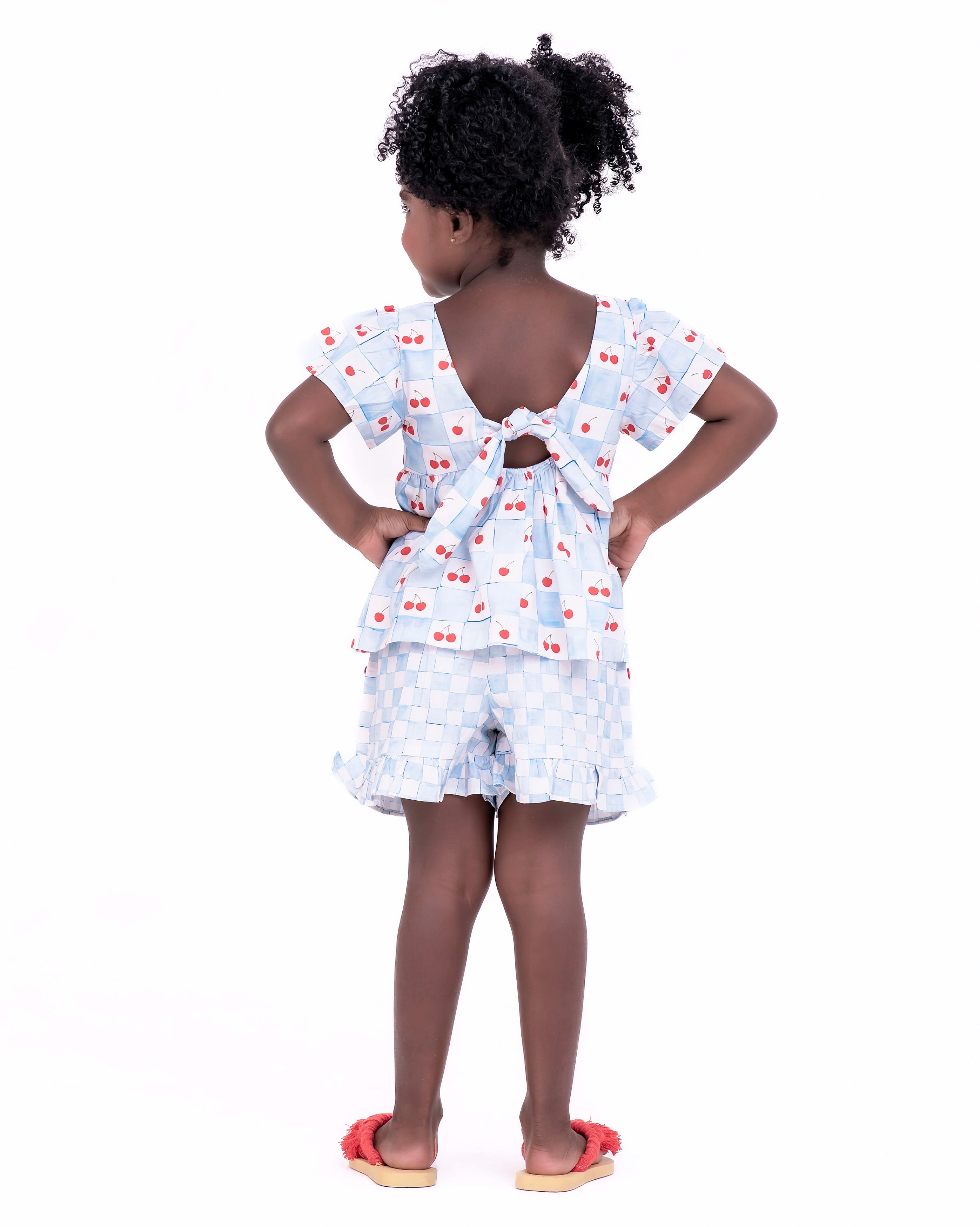 Conjunto com blusa e shortinho estampado Vichy Cherry infantil feminino Antonita para meninas de 4 a 16 anos