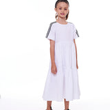 Vestido branco feminino infantil com listras nas mangas e saia longa