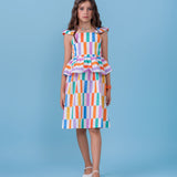Vestido infantil feminino com estampa de palitos coloridos e alças de babado