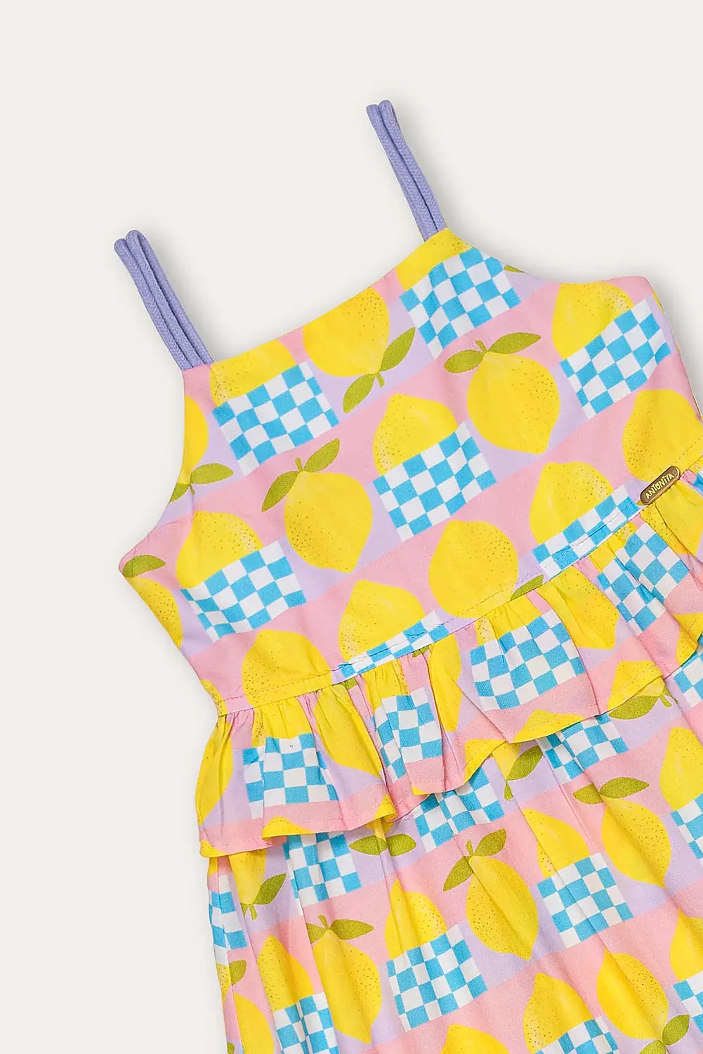 Vestido midi feminino infantil amarelo com estampa de círculos e quadrados coloridos, alças finas e saia rodada