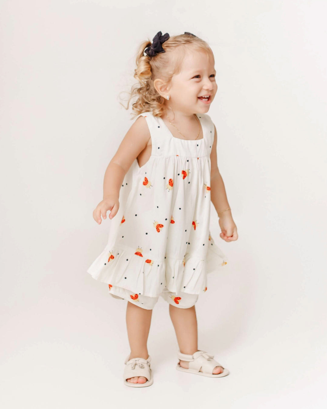 Romper leve com estampa de joaninhas infantil feminino Antonita para meninas de 0 a 3 anos