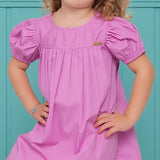 Vestido curto lilás com mangas bufantes e detalhe franzido, feminino infantil