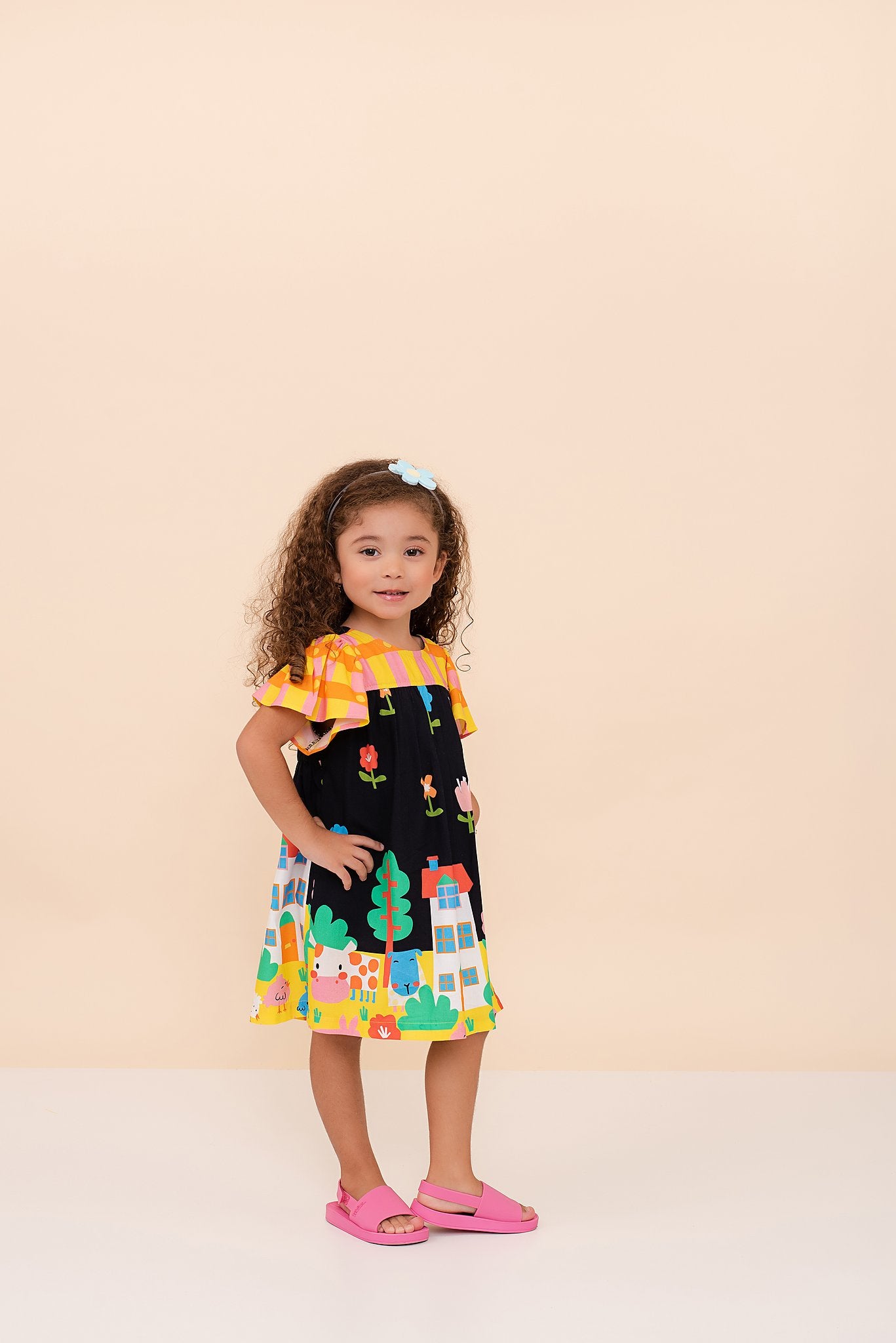 Vestido infantil com estampa de casas e árvores, mangas bufantes, ideal para meninas de 0 a 3 anos