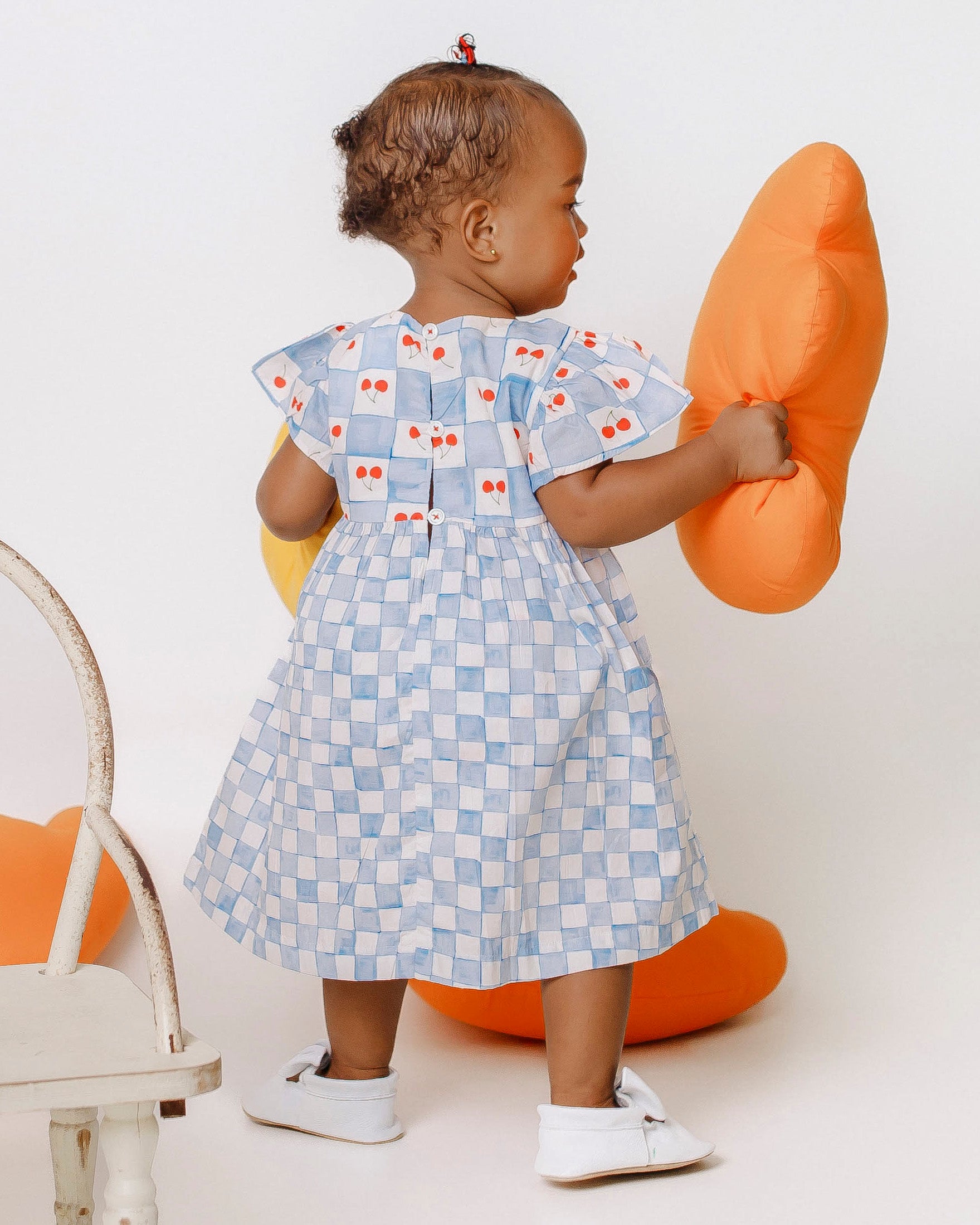 Vestido com estampa Vichy Cherry infantil feminino Antonita para meninas de 2 a 10 anos