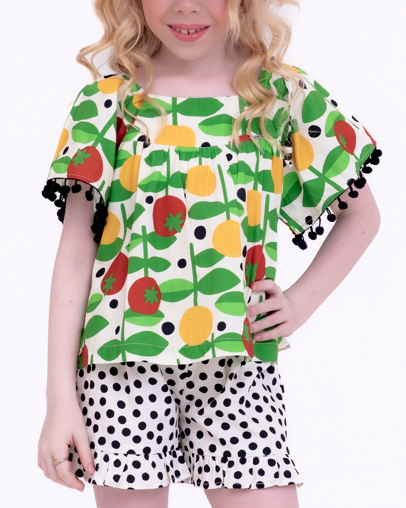 Conjunto com estampa Plantio e poás infantil feminino Antonita para meninas de 2 a 10 anos