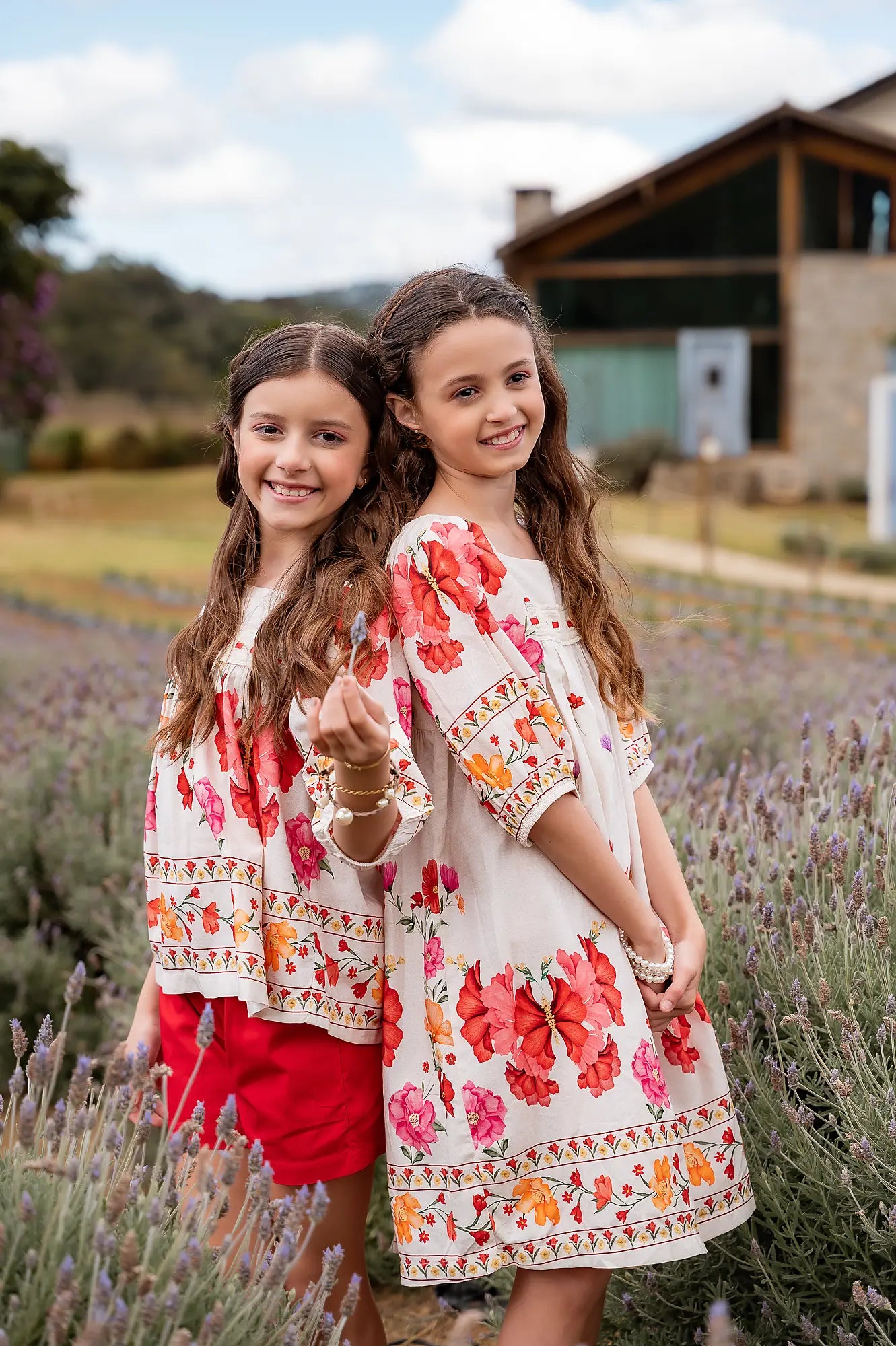 Vestido curto com estampa floral infantil feminino Antonita para meninas 