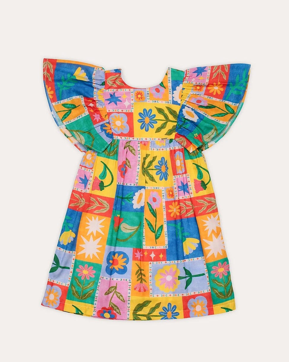Vestido infantil feminino com estampa colorida de quadrados e flores, mangas bufantes