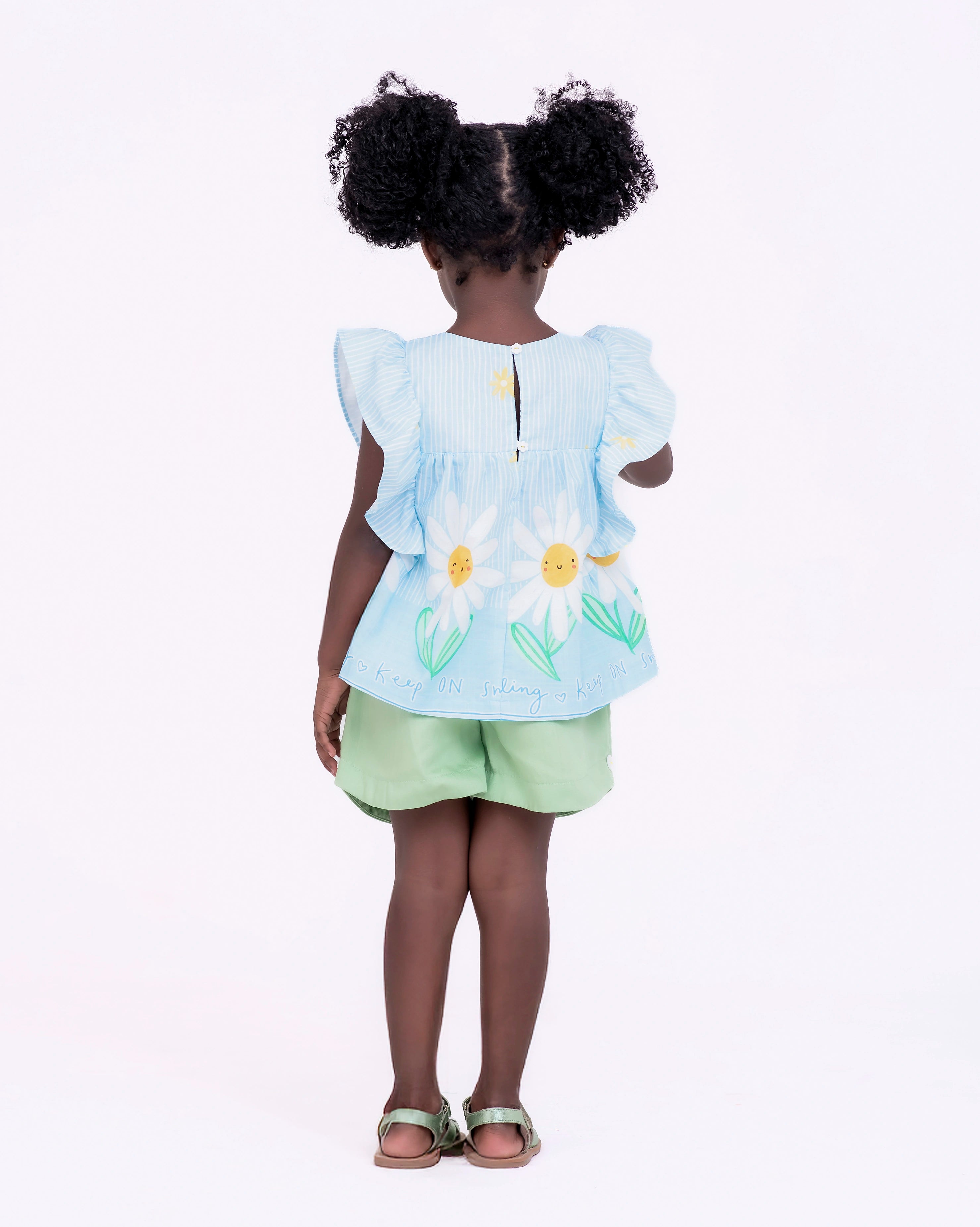 Conjunto com blusa floral e short liso infantil feminino Antonita para meninas de 4 a 16 anos
