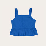 Conjunto infantil feminino azul com blusa de alças largas e saia-short com camadas