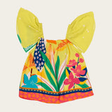 Conjunto infantil feminino com blusa tropical e short rosa, estampa de flores e folhas