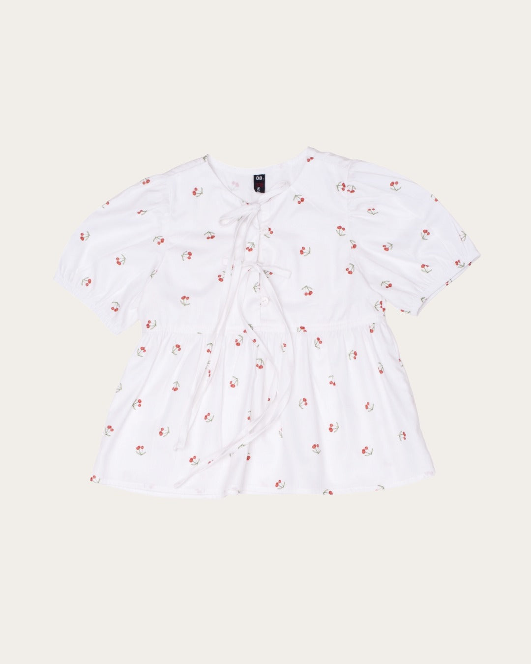 Conjunto infantil feminino com blusa de cerejas e short vermelho