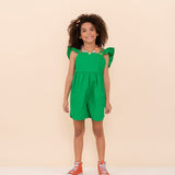 Macacao verde feminino infantil com alças largas e babados, ideal para meninas