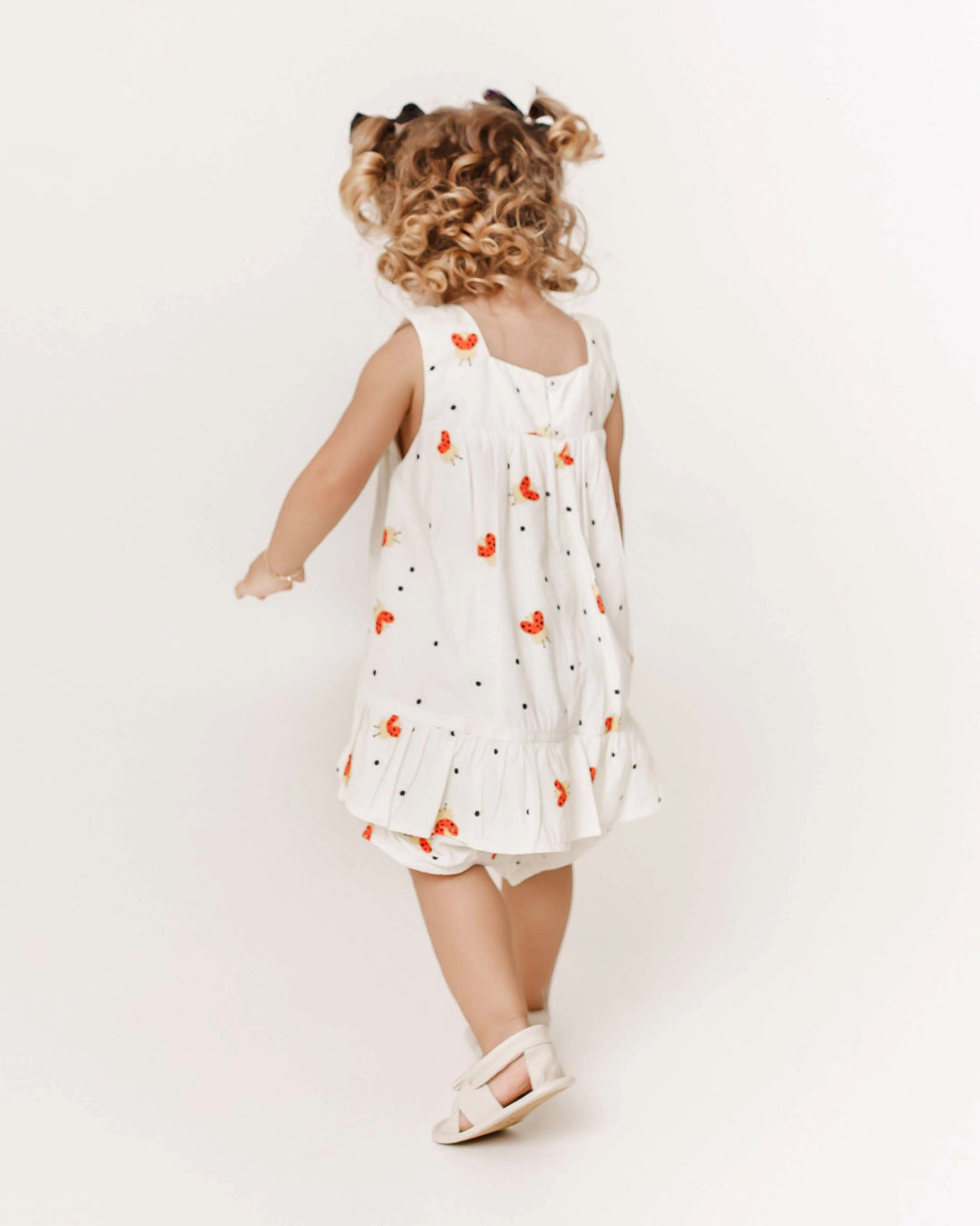 Romper leve com estampa de joaninhas infantil feminino Antonita para meninas de 0 a 3 anos