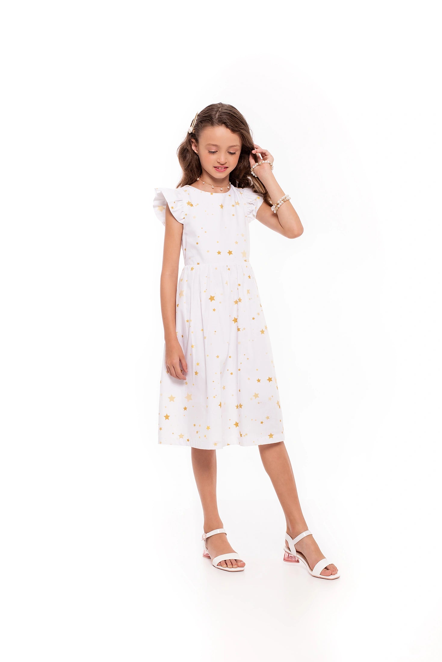 Vestido curto feminino infantil com alças largas, estampa de estrelas e saia ampla