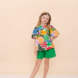 Conjunto infantil feminino com blusa estampada de frutas e short verde