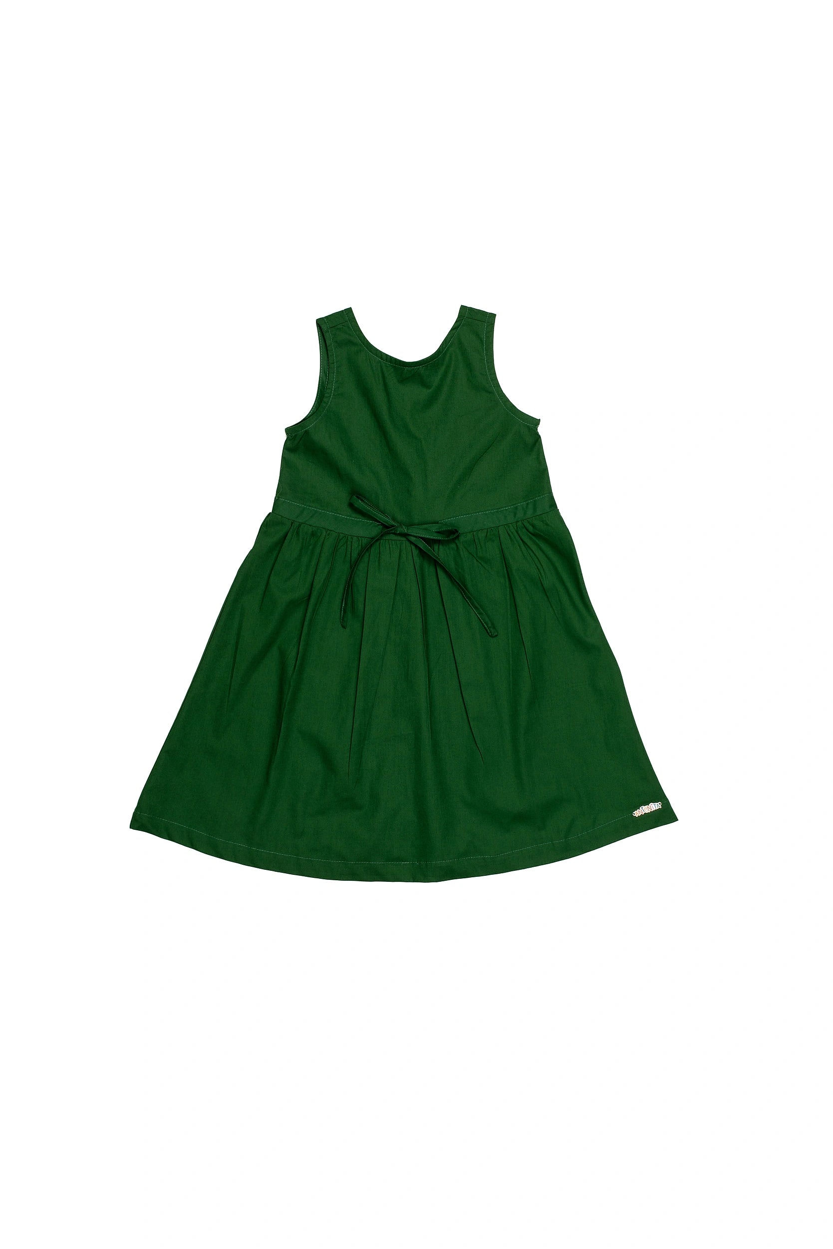 Vestido infantil feminino com alças largas, saia ampla e detalhe de laço na cintura