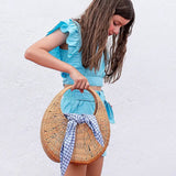 Conjunto feminino infantil azul com blusa de alças largas e short leve