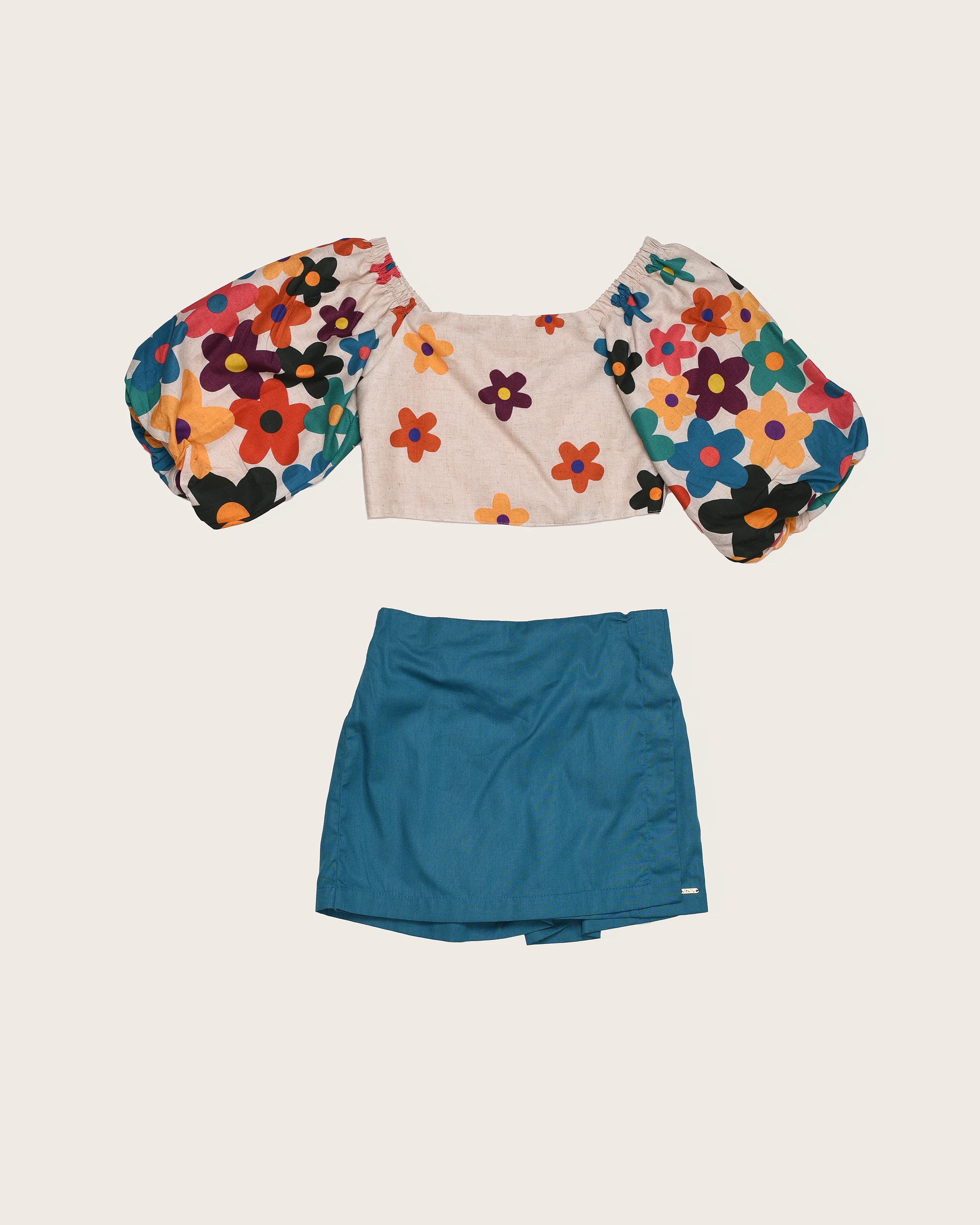 Conjunto com estampa floral e saia azul infantil feminino Antonita para meninas de 6 a 16 anos