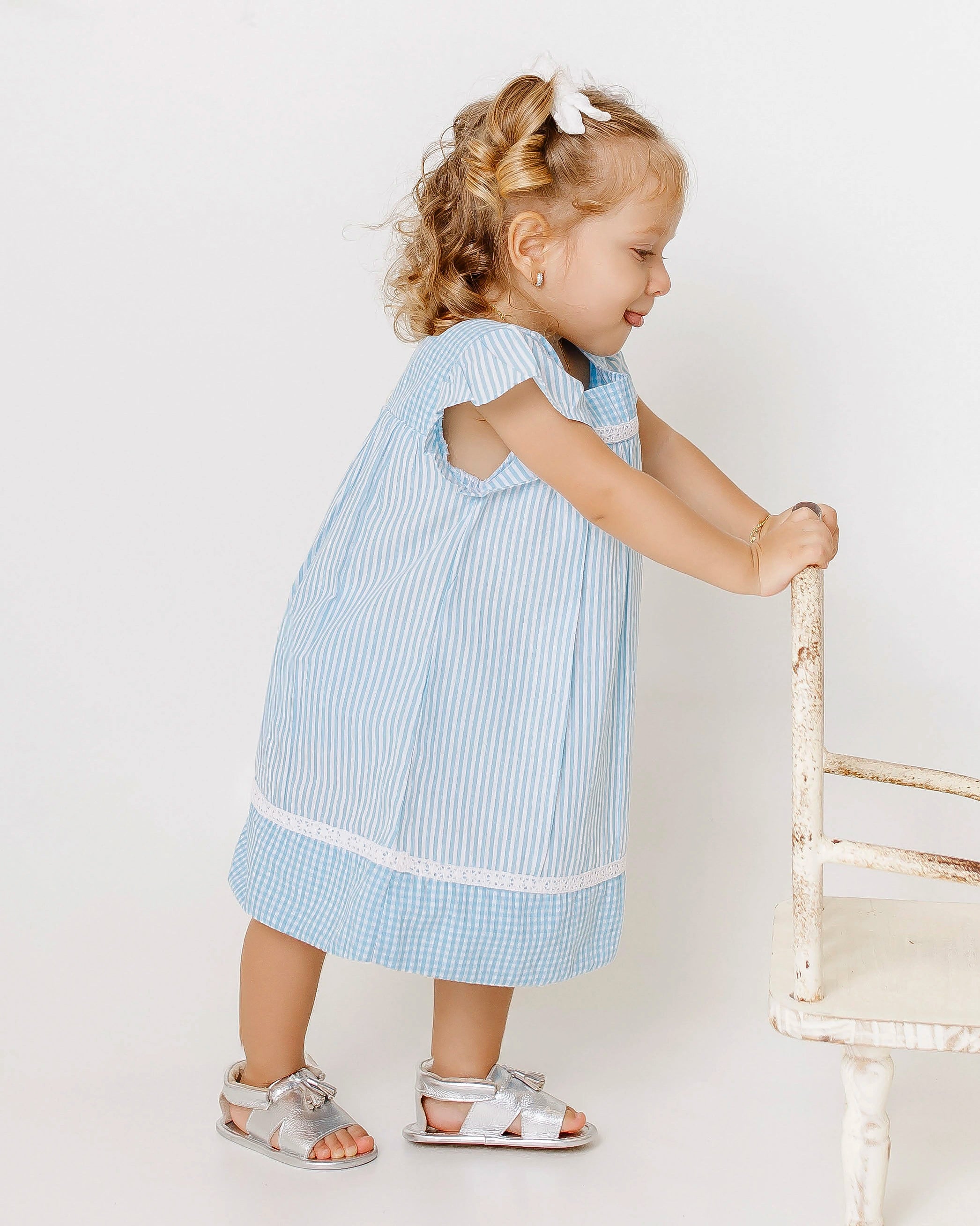 Vestido com estampa Abelhas infantil feminino Antonita para meninas de 2 a 10 anos