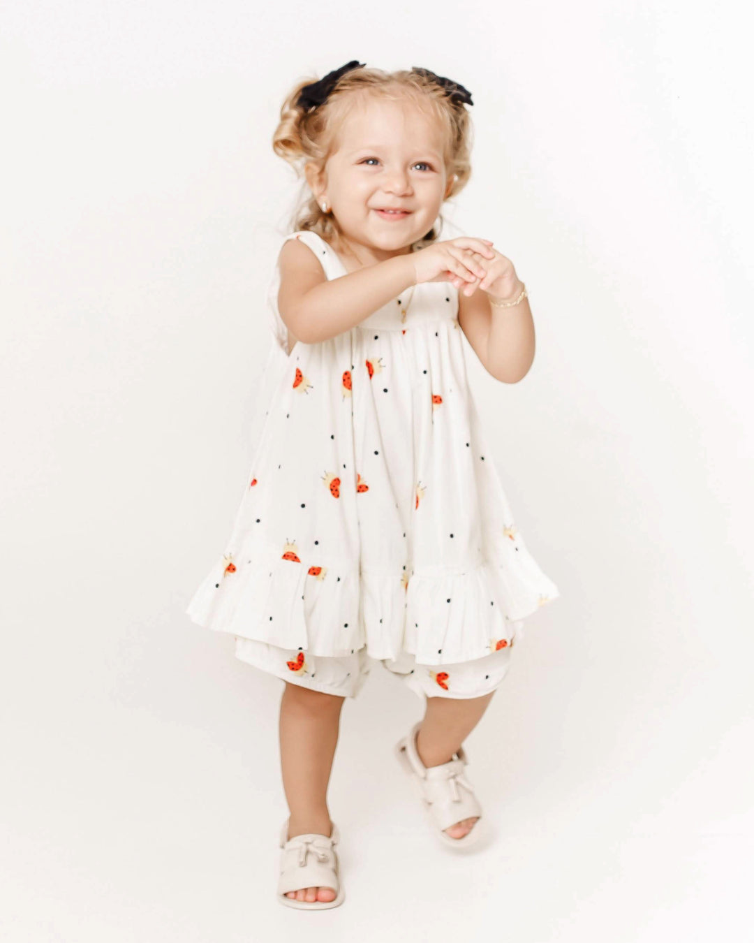 Romper leve com estampa de joaninhas infantil feminino Antonita para meninas de 0 a 3 anos