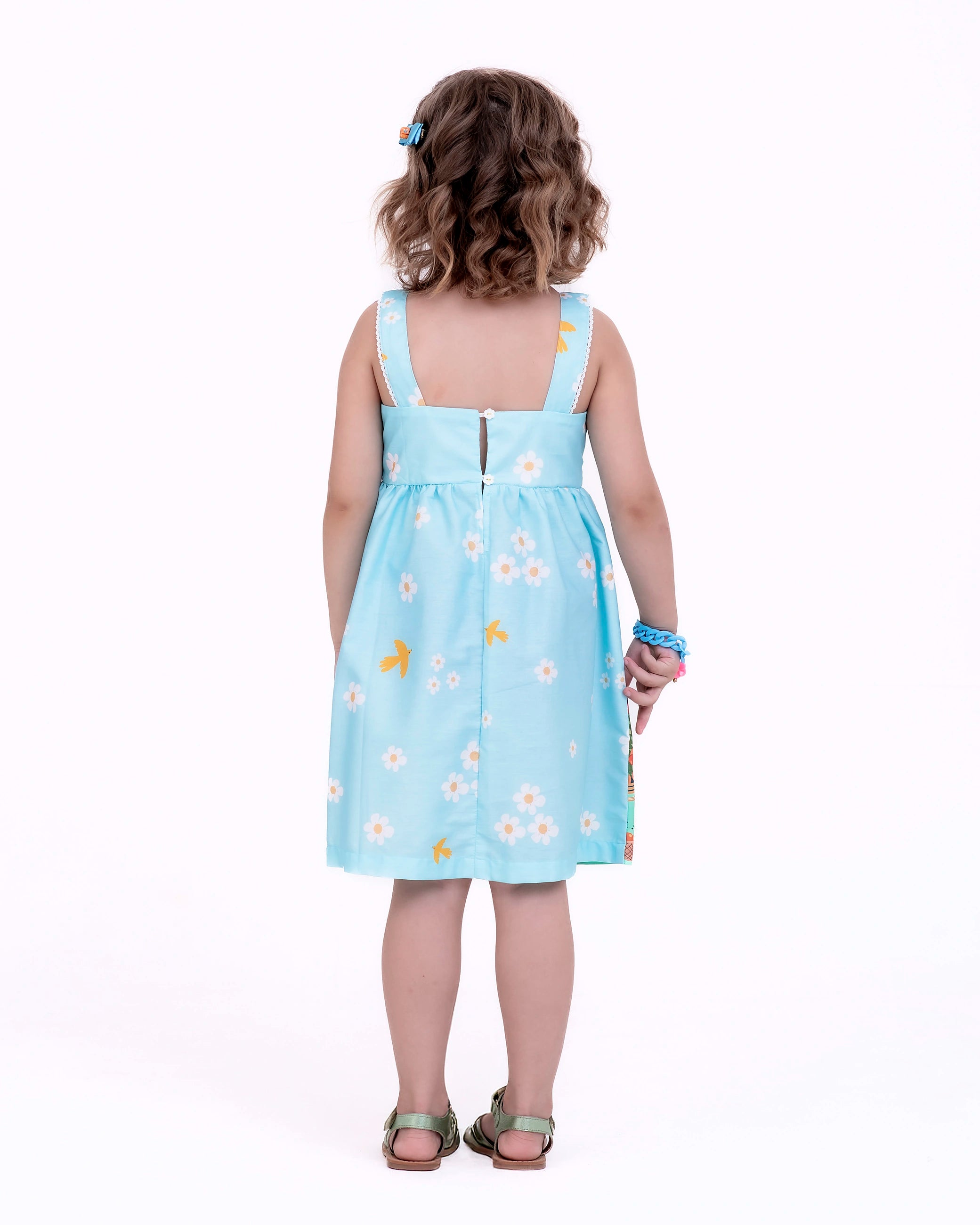 Vestido com estampa Dia Perfeito infantil feminino Antonita para meninas de 4 a 16 anos.