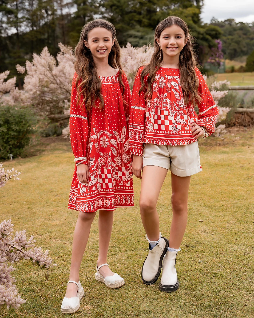Conjunto short com blusa de estampa floral infantil feminino Antonita para meninas 