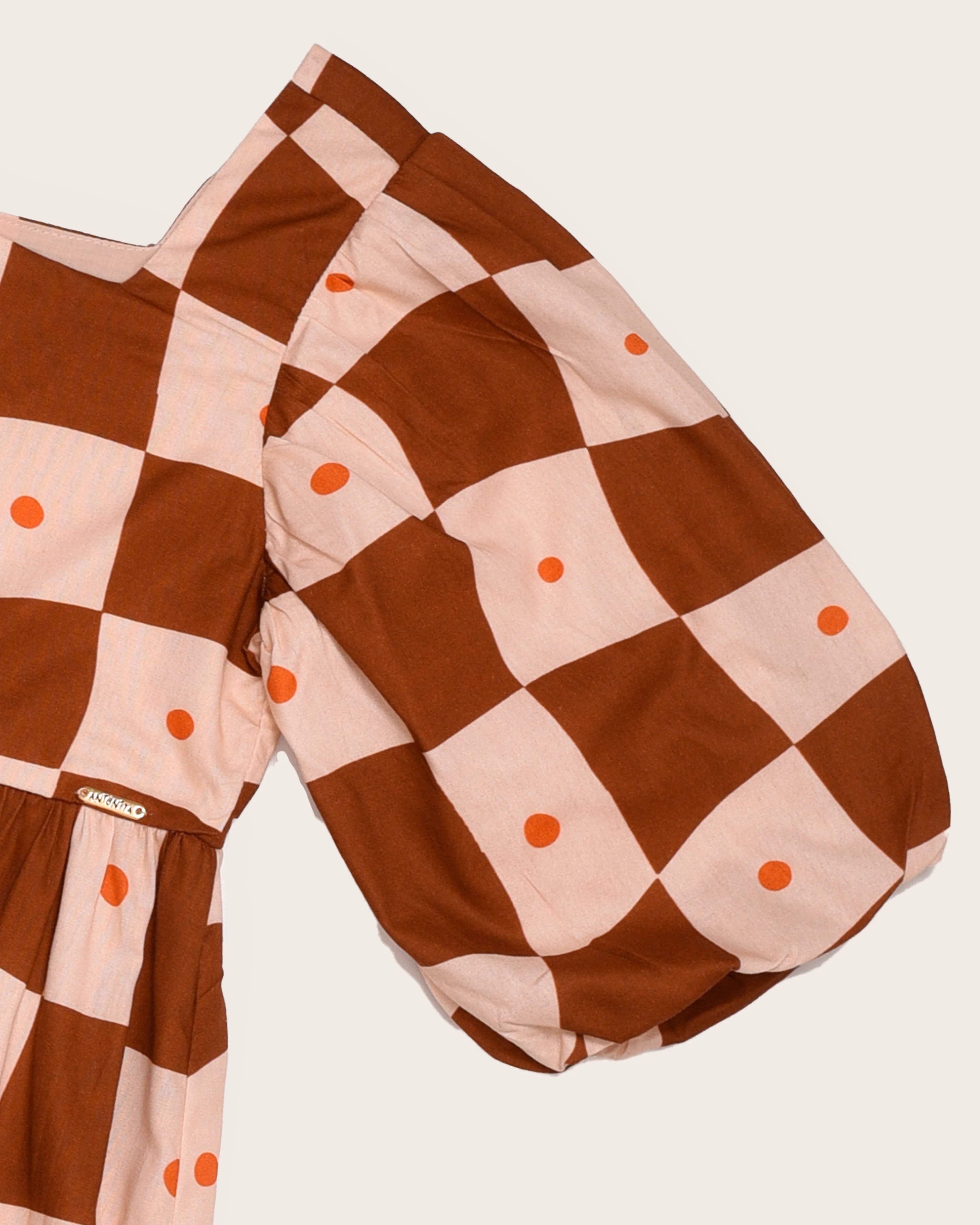 Vestido com estampa Grid em tons de marrom e laranja infantil feminino Antonita para meninas 