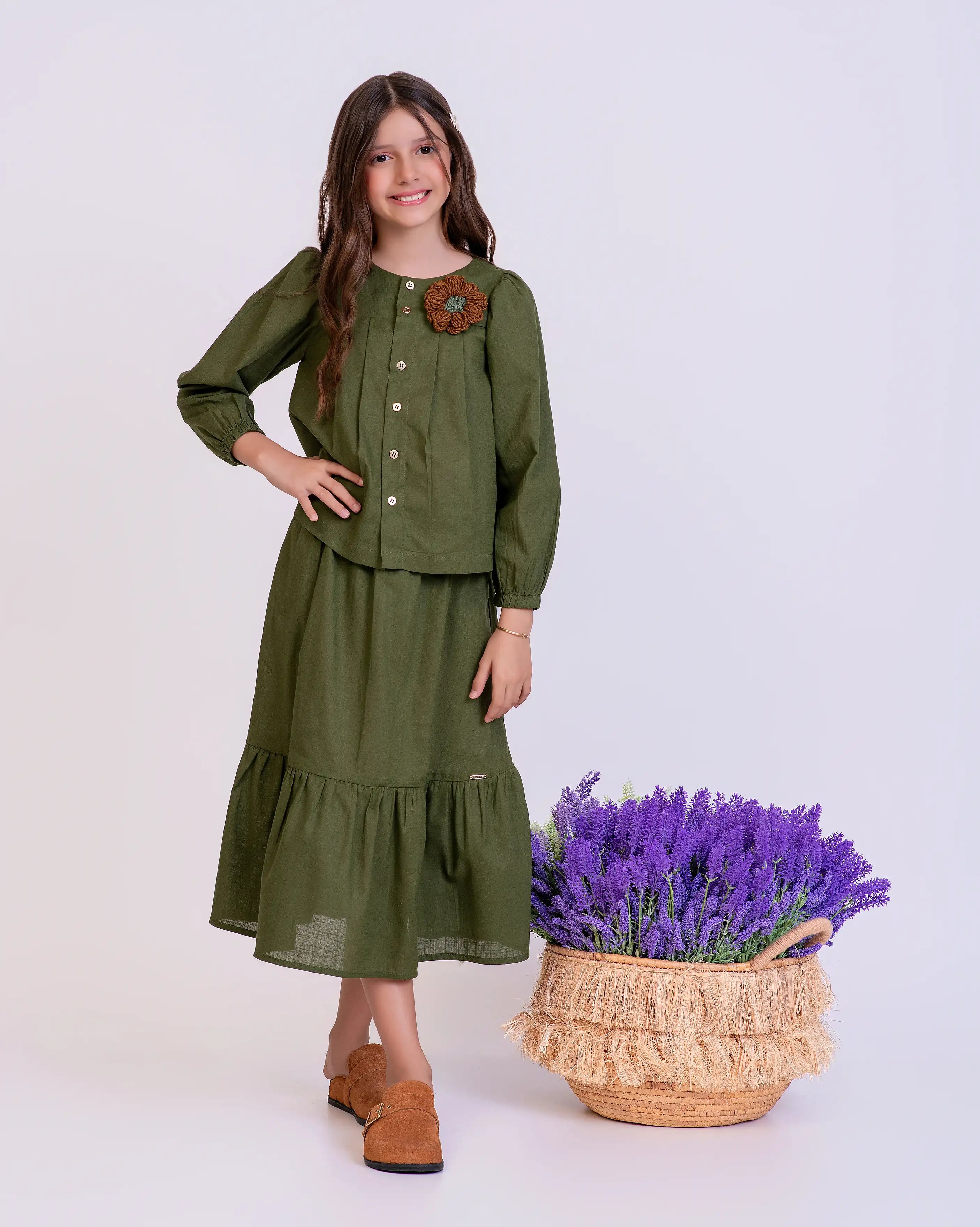 Conjunto verde musgo com blusa de mangas longas e saia longa infantil feminino Antonita para meninas 