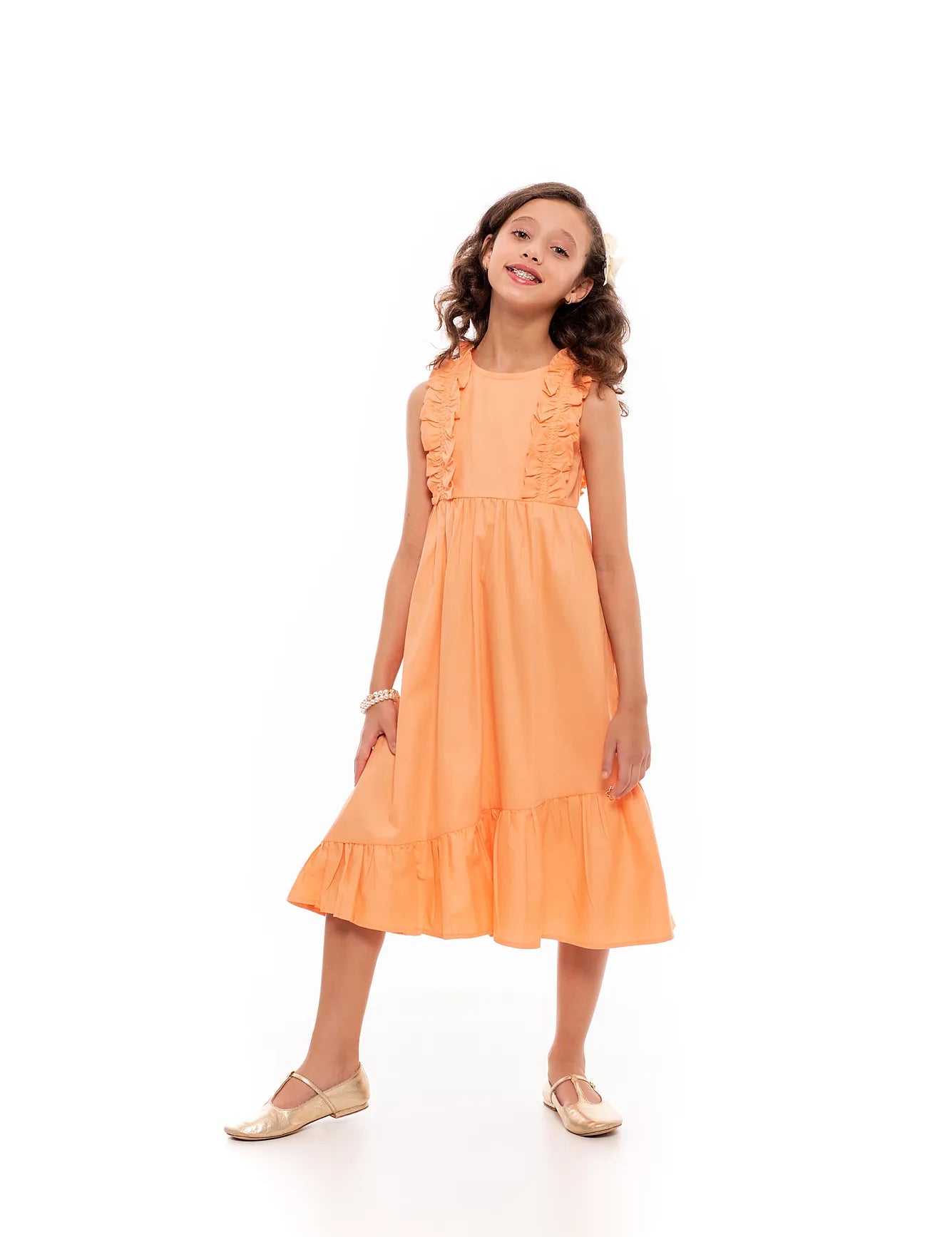 Vestido laranja infantil com babados na barra e alças largas