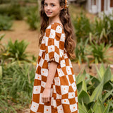Vestido com estampa Grid em tons de marrom e laranja infantil feminino Antonita para meninas 