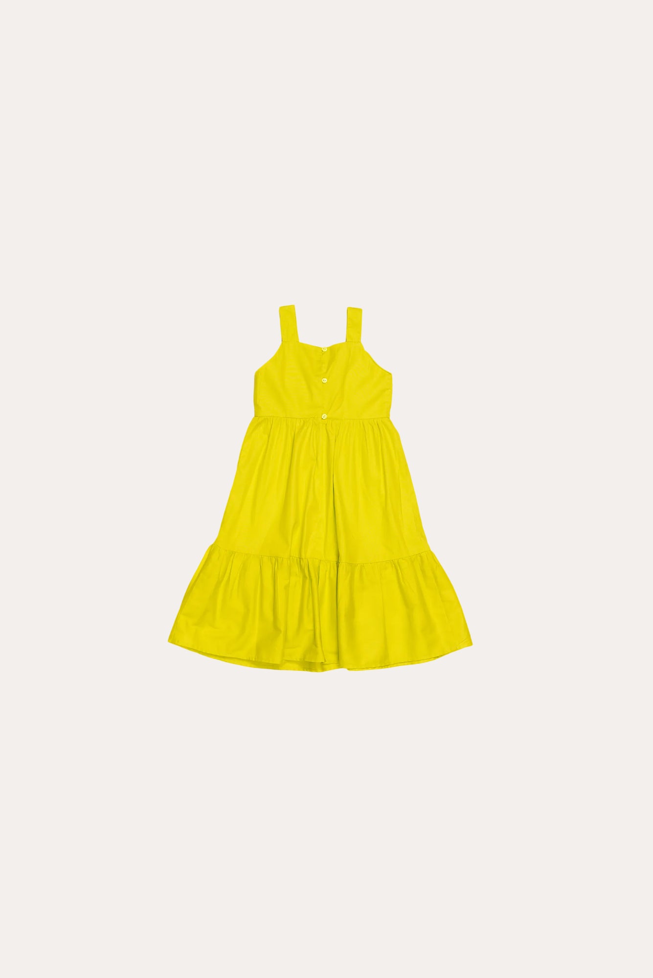 Vestido midi amarelo com alças largas e saia de babados, ideal para meninas infantis