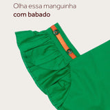 Macacao verde feminino infantil com alças largas e babados, ideal para meninas